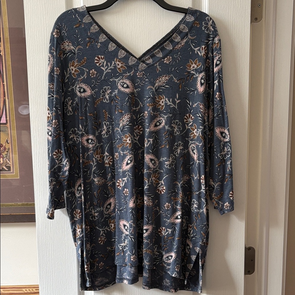 J Jill Floral V-Neck Women's Top